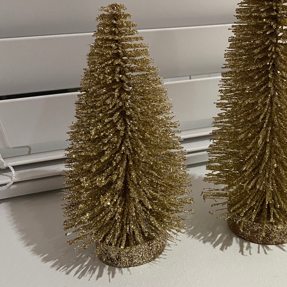 Crate & Barrel- gold bendy, wired tree